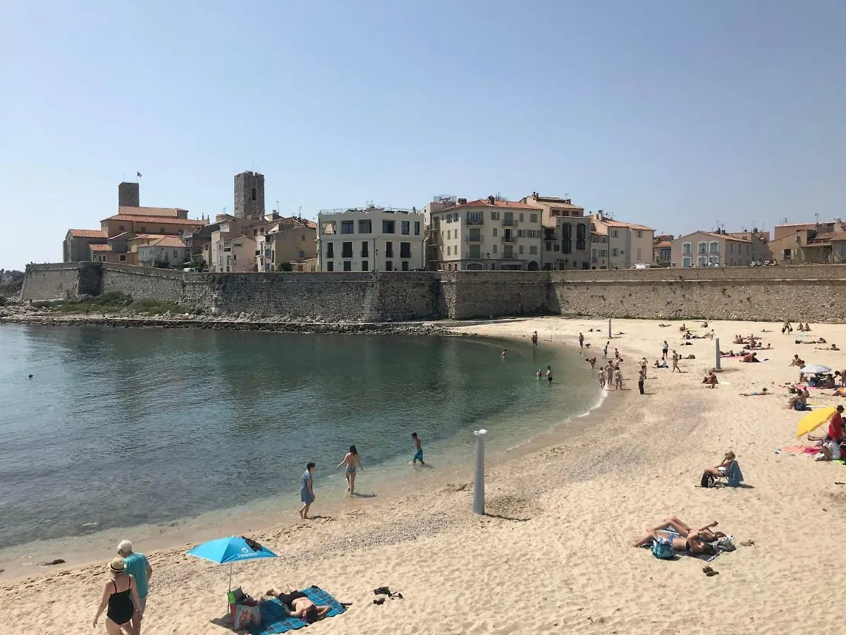 Sleep In Antibes City Center Apartment 0*,  France